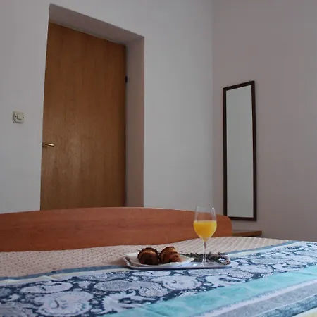Ruzica * Lukoran