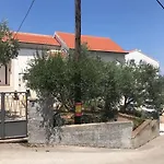 Ruzica * Lukoran